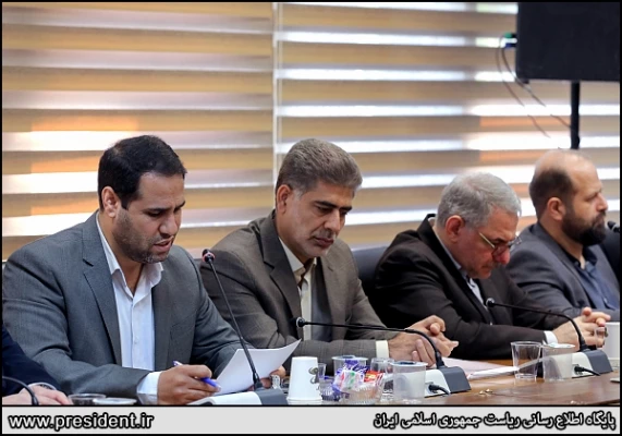 استفاده از امکانات و فضاهای آموزشی بلااستفاده به ویژه در دانشگاه علمی - کاربردی و سازمان های غیرآموزشی در دانشگاه فرهنگیان 7