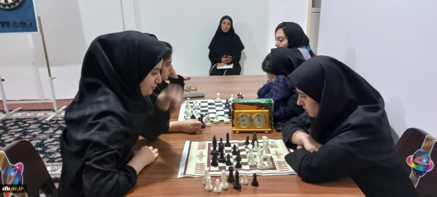 مسابقات دو و میدانی و طناب کشی به مناسبت هفته تربیت بدنی
 4