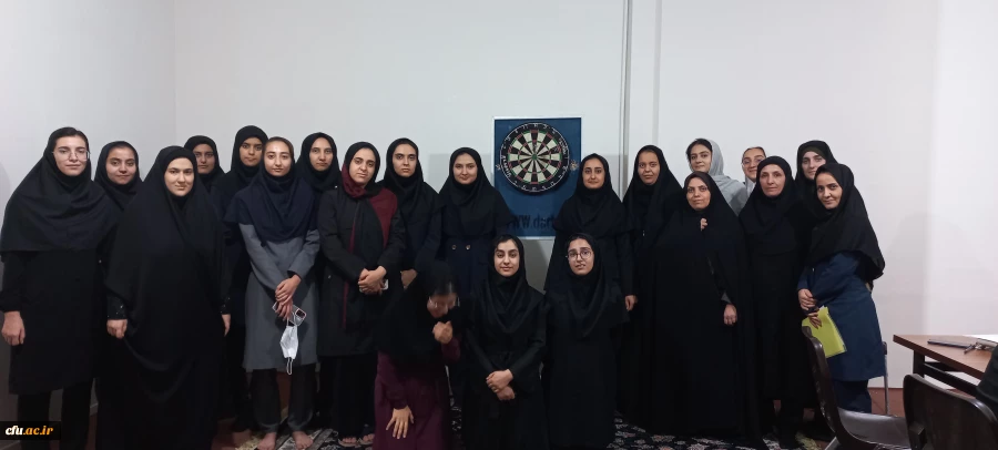 مسابقات دو و میدانی و طناب کشی به مناسبت هفته تربیت بدنی
 5