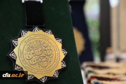 تکریم از خادمان امام حسین(ع) در موکب دانشگاه فرهنگیان در کربلا 2