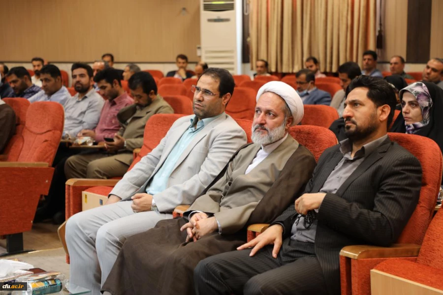 تکریم از خادمان امام حسین(ع) در موکب دانشگاه فرهنگیان در کربلا 15