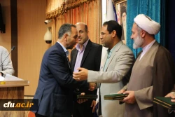 تکریم از خادمان امام حسین(ع) در موکب دانشگاه فرهنگیان در کربلا