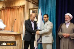 تکریم از خادمان امام حسین(ع) در موکب دانشگاه فرهنگیان در کربلا