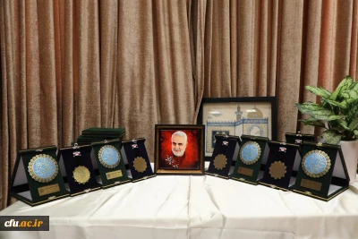 با حضور رئیس دانشگاه فرهنگیان انجام شد:

تکریم از خادمان امام حسین(ع) در موکب دانشگاه فرهنگیان در کربلا