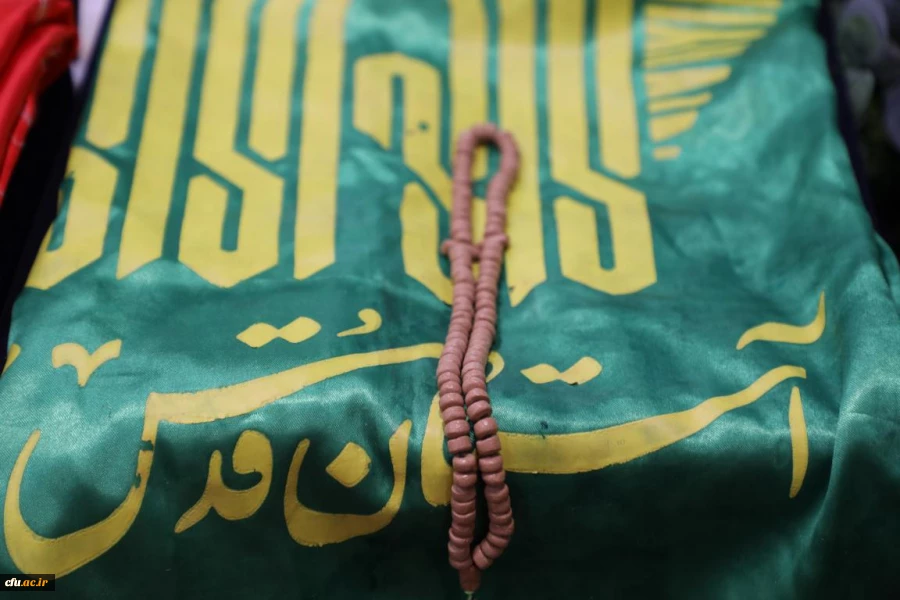 تکریم از خادمان امام حسین(ع) در موکب دانشگاه فرهنگیان در کربلا