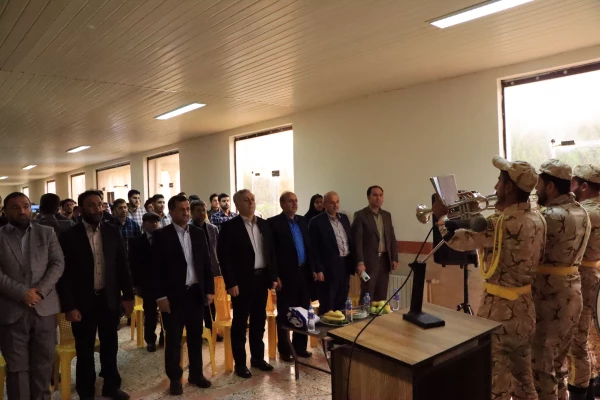 را و رسالت معلمی امتداد راه انبیاء خداوند است. 7