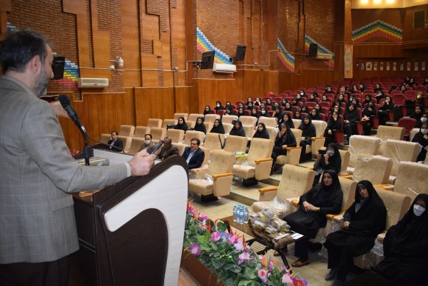 آیین استقبال از نو دانشجو معلمان ورودی 1401 دانشگاه فرهنگیان کرمانشاه 4