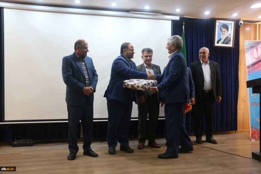 آیین استقبال از نو دانشجومعلمان ورودی سال 1401 در پردیس آیت الله خامنه ای گرگان برگزار شد. 9