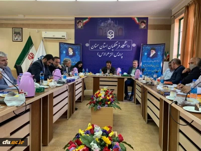 رئیس دانشگاه فرهنگیان در جمع اساتید و کارکنان پردیس های سمنان تبیین کرد:

ضرورت بازنگری عالمانه برنامه درسی تربیت معلم