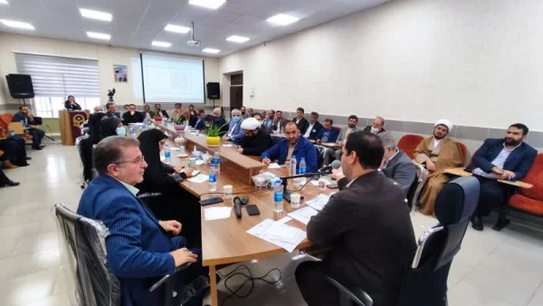 ضرورت بازنگری عالمانه برنامه درسی تربیت معلم 17