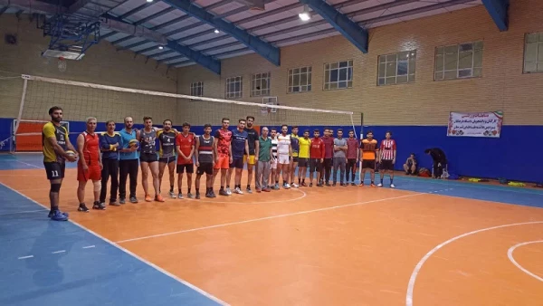 مسابقات ورزشی به مناسبت هفته تربیت بدنی با حضور اساتید، دانشجویان و کارکنان دانشگاه فرهنگیان لرستان پردیس علامه طباطبایی خرم آباد. 6