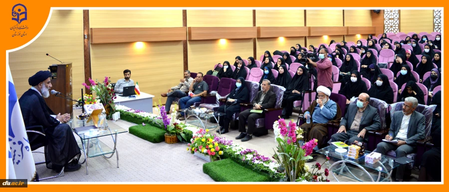 برگزاری نشستی با موضوع بصیرت، روشنگری و تبیین تحولات اخیرکشوردردانشگاه فرهنگیان با حضور نماینده ولی فقیه در استان خوزستان 2