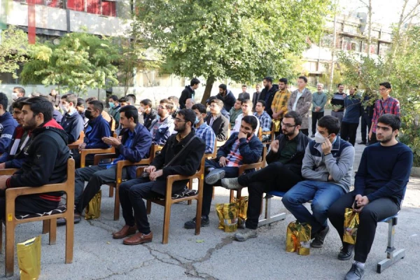 سیزده آبان روز بزرگداشت مقام بصیرت است 6