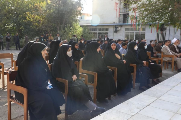 سیزده آبان روز بزرگداشت مقام بصیرت است 8