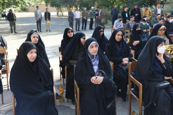 سیزده آبان روز بزرگداشت مقام بصیرت است 10