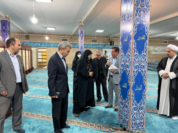 کیفیت خدمات رسانی سراهای دانشجویی دانشگاه فرهنگیان قزوین در مقایسه با سایر دانشگاه های استان مطلوب است 13