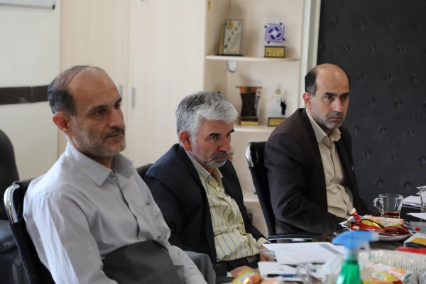 اولین جلسه شورای اسکان سازمان مرکزی در سال تحصیلی جدید برگزار شد. 4