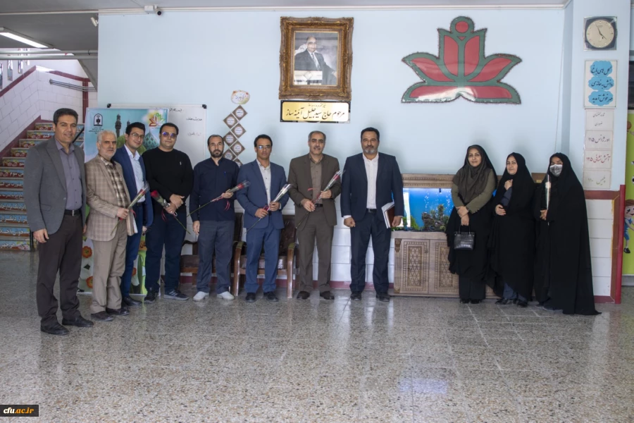 بازدید از مدارس مجری طرح کارورزی در استان یزد
 9