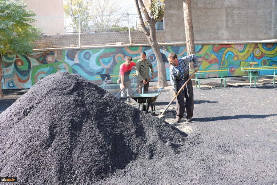 اجرای پروژه آسفالت محوطه پردیس بنت الهدی صدر قزوین 3