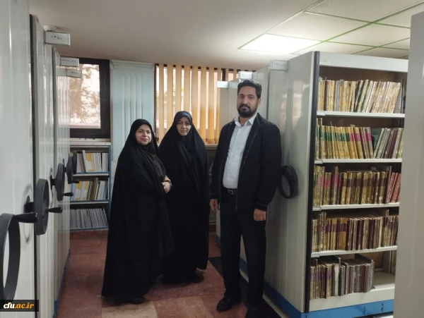 بازدید ا کتابخانه و مرکز اسناد  2