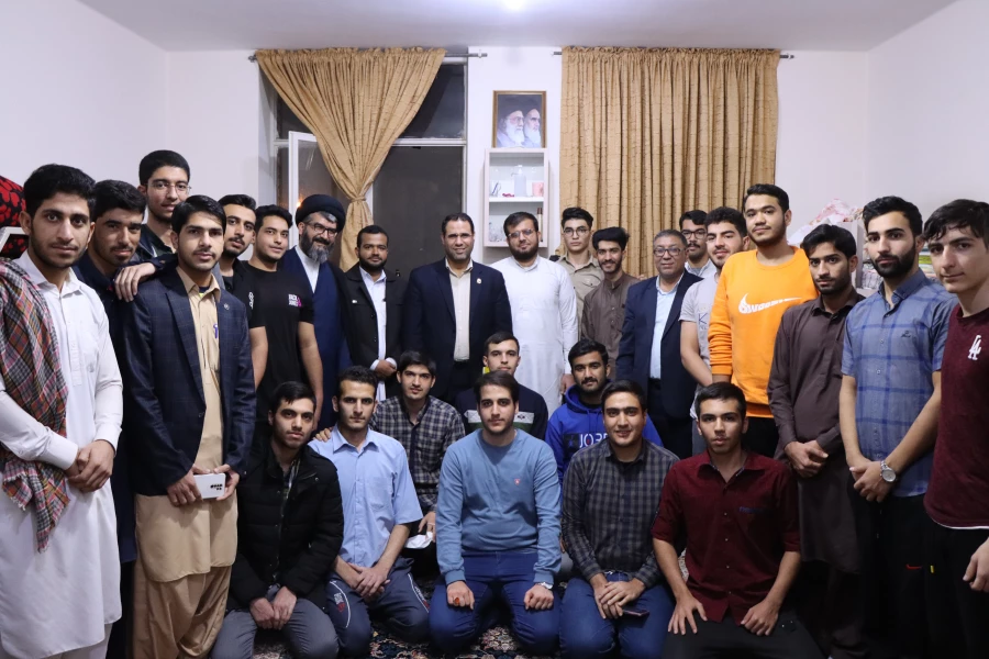 جلسه پرسش و پاسخ با دانشجو معلمان، اساتید و کارکنان دانشگاه فرهنگیان قم 5