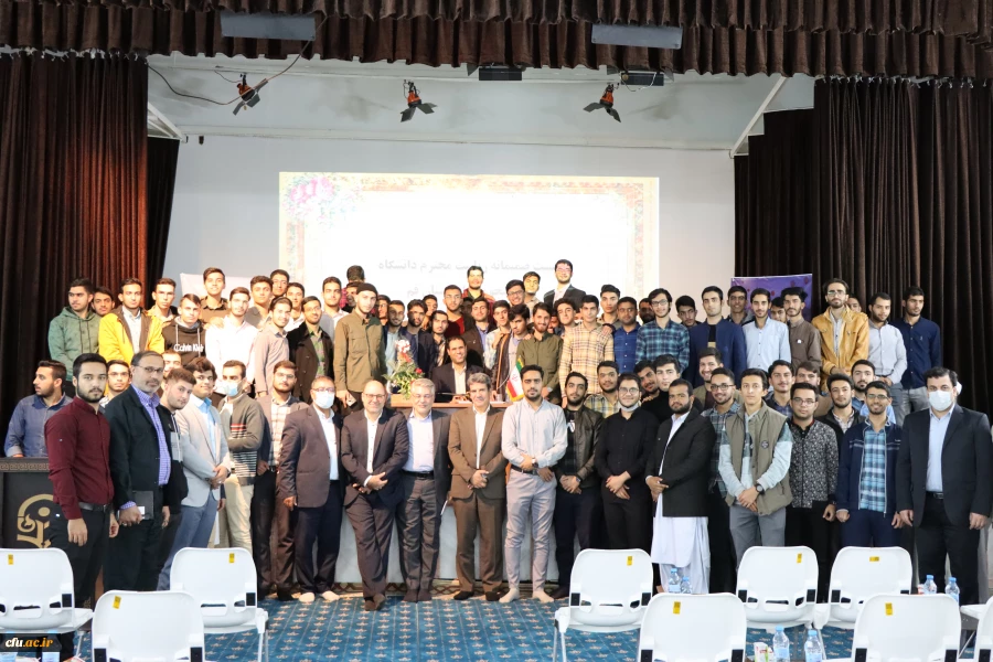 جلسه پرسش و پاسخ با دانشجو معلمان، اساتید و کارکنان دانشگاه فرهنگیان قم 8