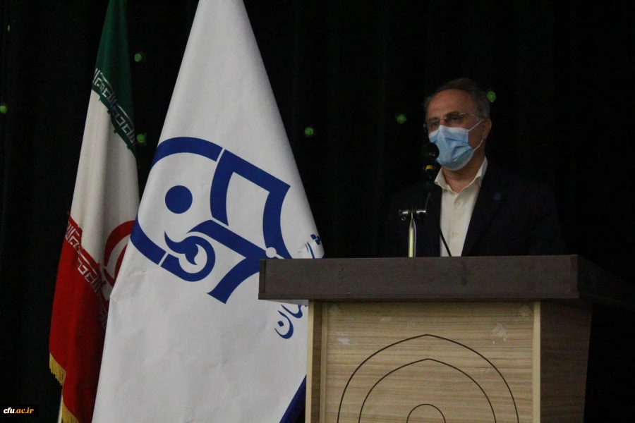 جشنواره بزرگ رونمایی از کتاب های اساتید و دانشجومعلمان برگزار شد 3