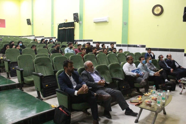 جشنواره بزرگ رونمایی از کتاب های اساتید و دانشجومعلمان برگزار شد 6