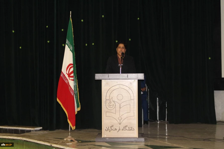 آئین رونمایی از کتاب شناختنامه شعر زنان بوشهر در پردیس بنت الهدی صدر برگزار شد  5