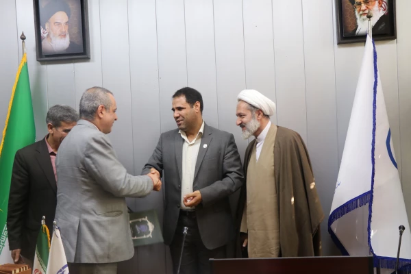 محمدرضا اصلاحچی به عنوان معاون پژوهشی و فناوری دانشگاه فرهنگیان منصوب شد 2