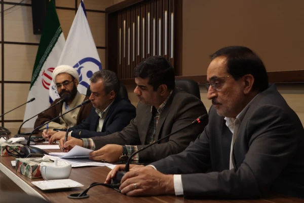 نشست معاون آموزشی و تحصیلات تکمیلی دانشگاه فرهنگیان کشور با اعضای هیات علمی
 2