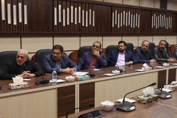 نشست معاون آموزشی و تحصیلات تکمیلی دانشگاه فرهنگیان کشور با اعضای هیات علمی
 4