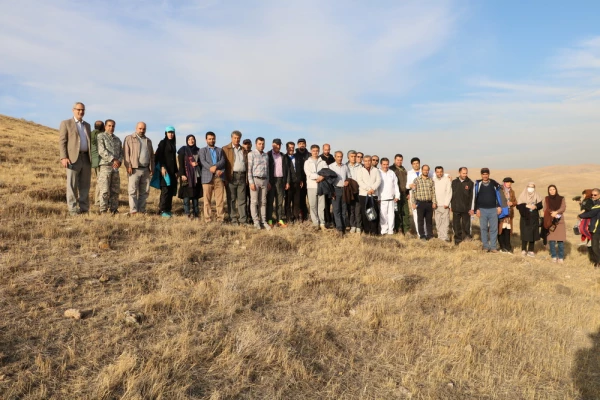 همایش پیاده روی و بازدید از منطقه حفاظت شده 10