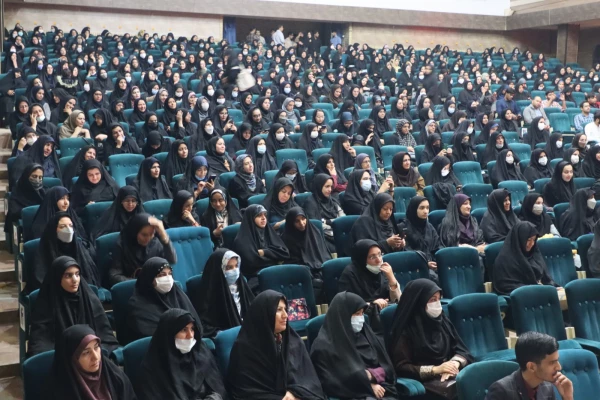 همایـش چگونه ایـران را جوان نگه داریم
 3