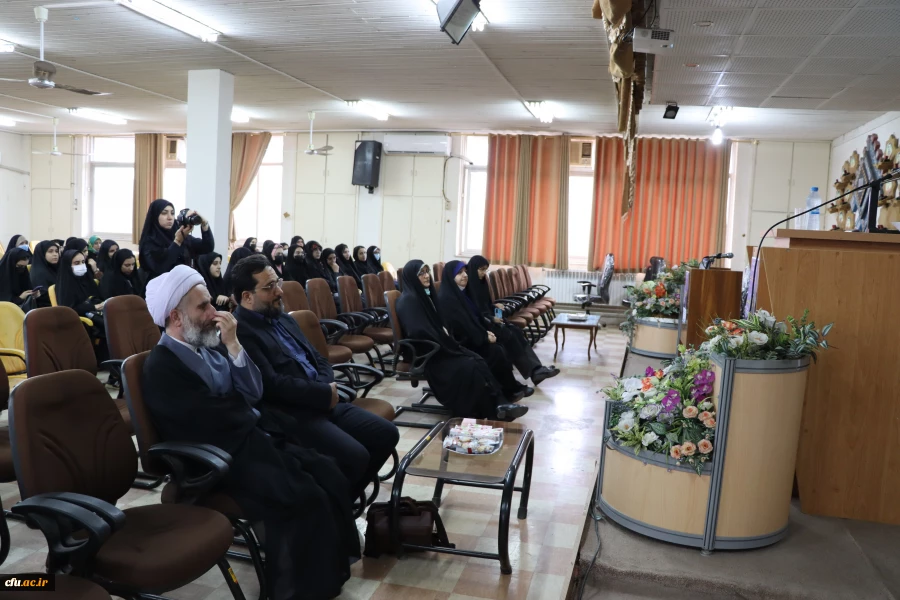 به مناسبت گرامیداشت هفته بسیج و به همت بسیج اساتید دانشگاه فرهنگیان برگزار گردید: 4