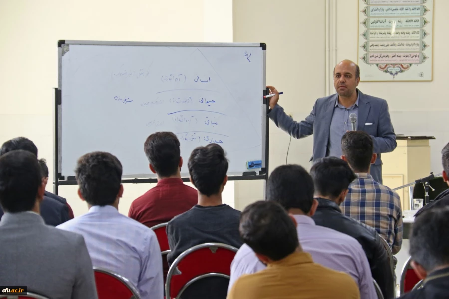 سومین دوره تربیتی _ فرهنگی مشق عشق
 3