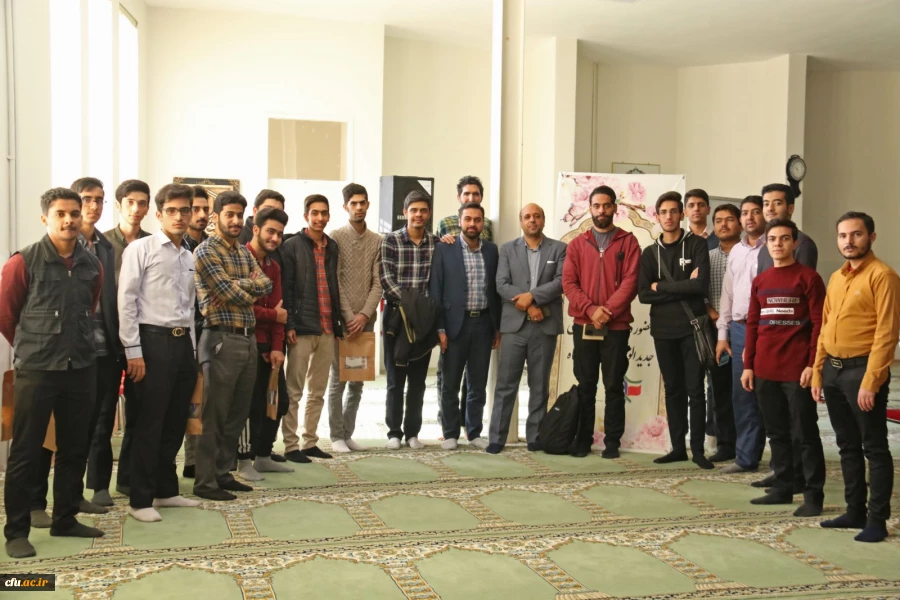 سومین دوره تربیتی _ فرهنگی مشق عشق
 4