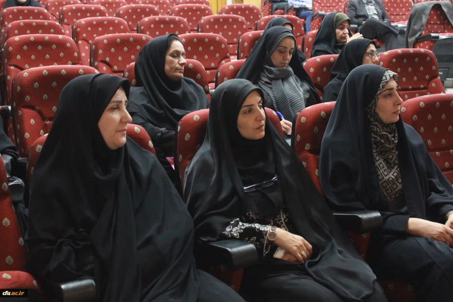 کارشناسان مهارت آموزان در  استان ها اجرای دقیق تقویم آموزشی اهتمام ویژه داشته باشند 7