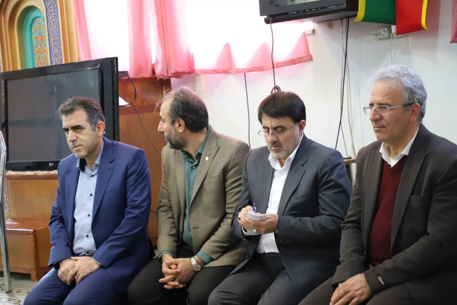 نشست صمیمی استاندار با دانشجویان پردیس شهید صدوقی کرمانشاه 4