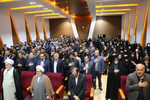 از بین بردن پیوند میان مردم و رهبری مهمترین هدف دشمن از طراحی اغتشاشات اخیر 4