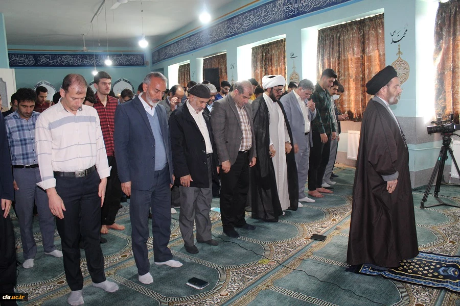 دیدار نماینده ولی فقیه و امام جمعه شهر خرم آباد با دانشجویان پردیس علامه طباطبایی لرستان  6