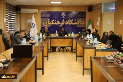 معاون آموزشی دانشگاه در کارگروه ویژه ی آشنایی با سند تحول بنیادین آموزش و پرورش :

لزوم فرهنگ سازی مبتنی بر سند تحول بنیادین برای اجرای سند