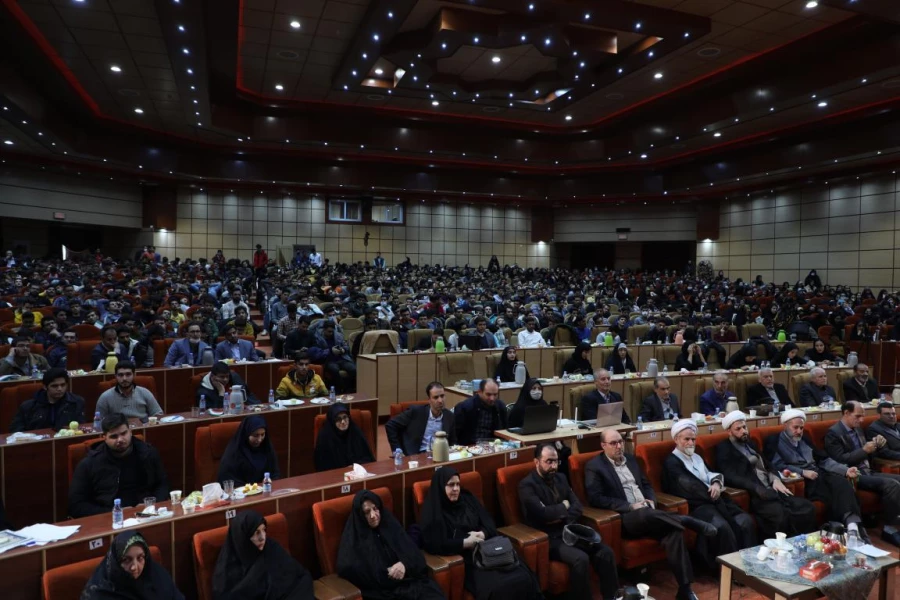 روز دانشجو، روز پاسخگویی مسئولانه 12