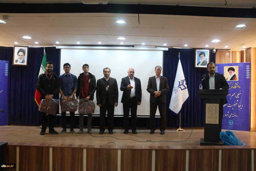 جشن روز دانشجو با حضور پرشور دانشجومعلمان پردیس آیت الله خامنه ای برگزار شد. 9