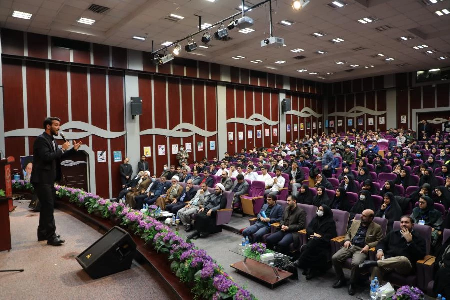 مراسم گرامیداشت روز دانشجو با حضور وزیر آموزش و پرورش در پردیس نسیبه دانشگاه فرهنگیان 23