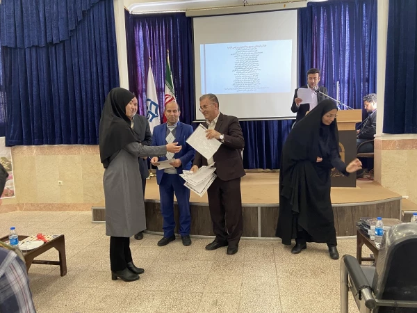 آیین گرامیداشت هفته پژوهش و تجلیل از پژوهشگران برتر 2