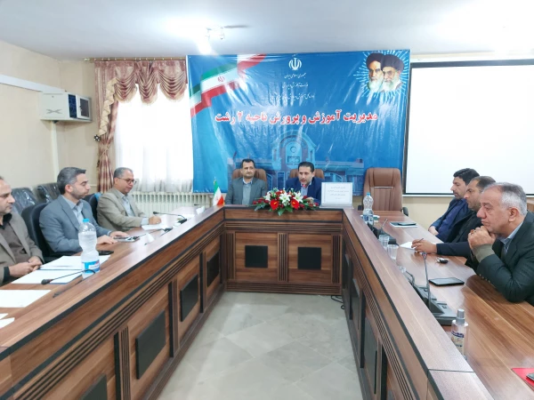 کمیته راهبردی کارورزی دانشجومعلمان دانشگاه فرهنگیان گیلان به میزبانی اداره آموزش و پرورش ناحیه 2شهرستان رشت برگزار گردید. 4