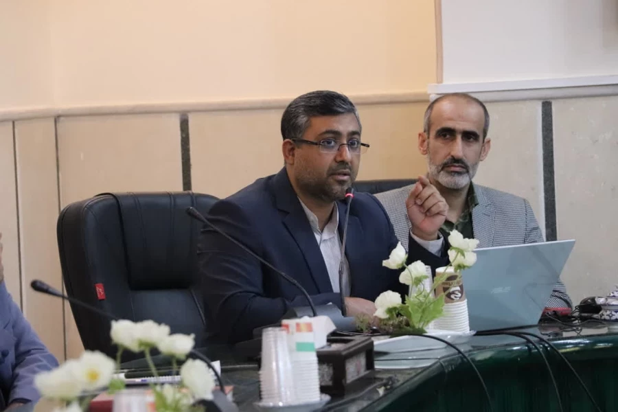 دوره توان افزایی دبیران منتخب شوراهای صنفی – رفاهی دانشگاه فرهنگیان سراسر کشور
 12