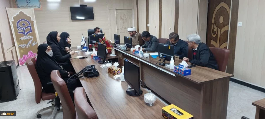 به منظور بهبود برنامه مستمر کیفیت و بررسی مشکلات پردیس های استانی برگزار شد:

نشست کارشناسان حوزه نظارت و ارزیابی قطب هفت کشور در دانشگاه فرهنگیان استان کهگیلویه و بویراحمد 2