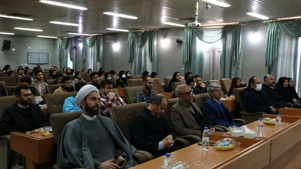 مراسم گرامیداشت هفته پژوهش و تقدیر از پژوهشگران برگزیده دانشگاه
 2